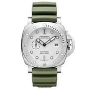 Officine Panerai Submersible PAM01226 10489